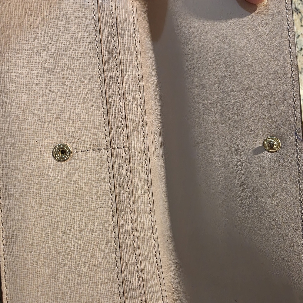 Coach Leather Wallet - Picture 5 of 9